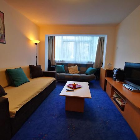 Apartament Langa Castan Lägenhet Azuga Exteriör bild